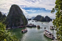 10 Reasons to fall in love with Halong Bay