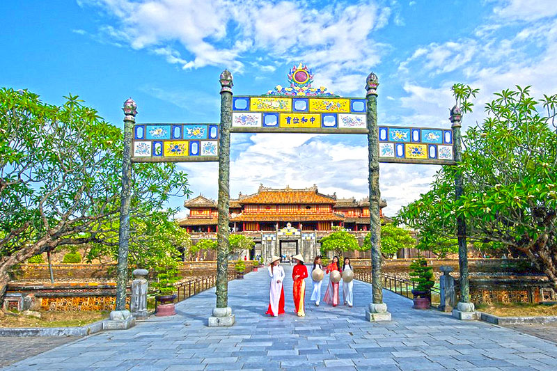 Vietnam Highlights Tour 10days 9 nights depart from Hanoi